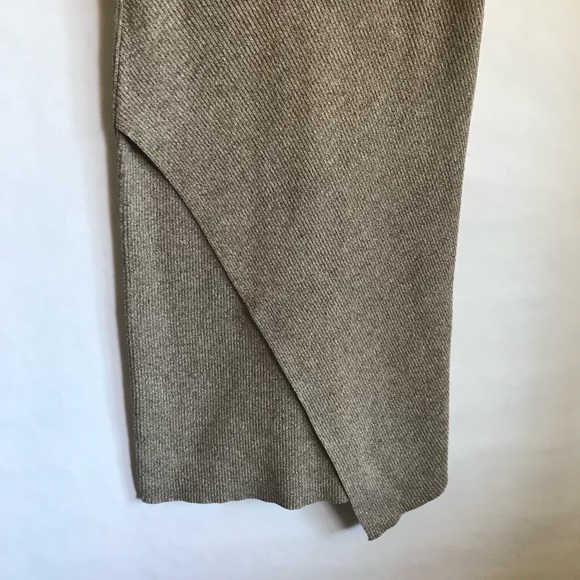 Six. Crisp. Days. Sweater Dress - Picture 8 of 8